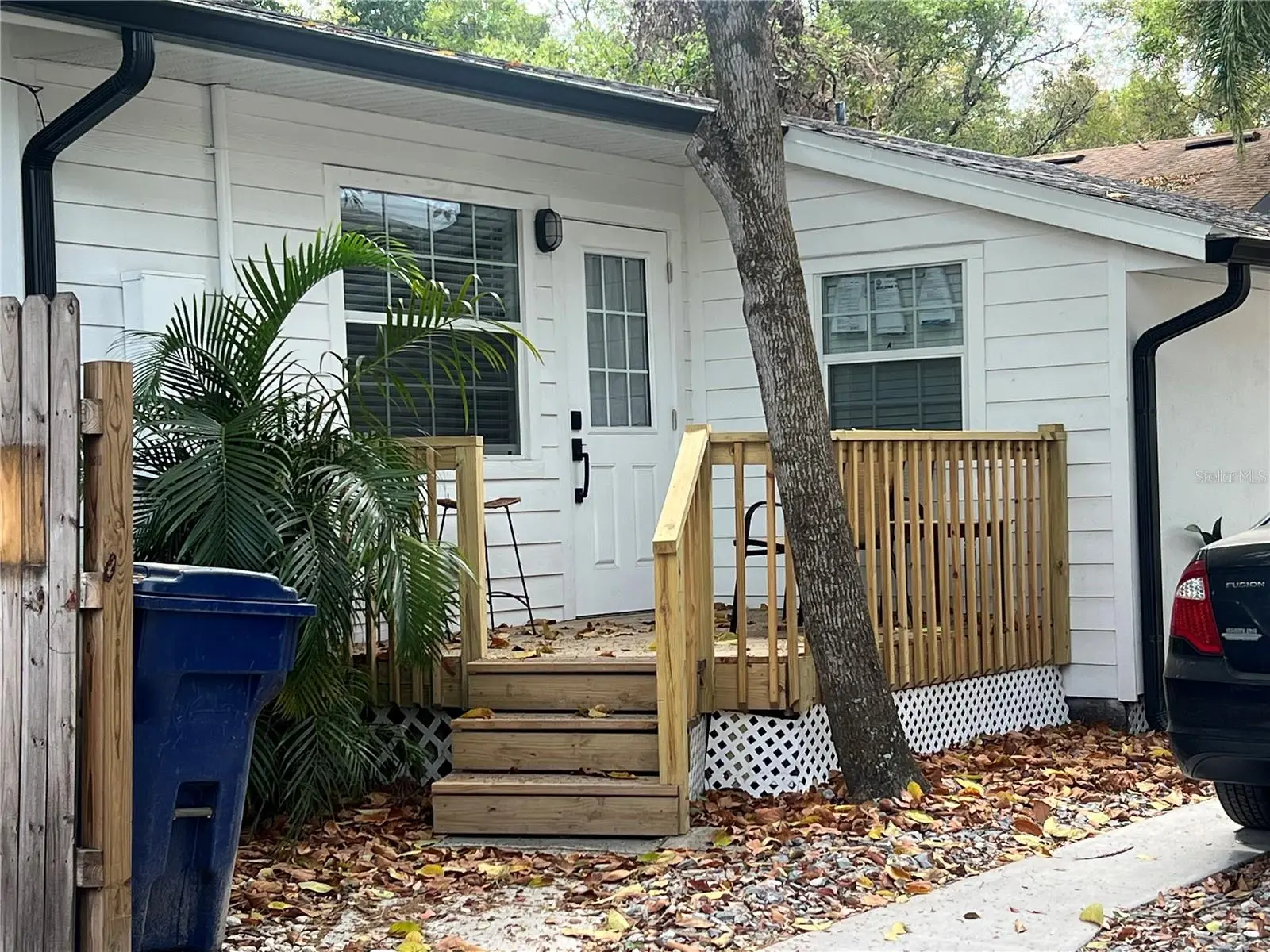 311 Floribraska Avenue, FL