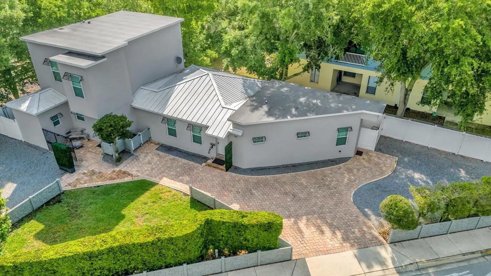 726/720 Pennsylvania Avenue, FL