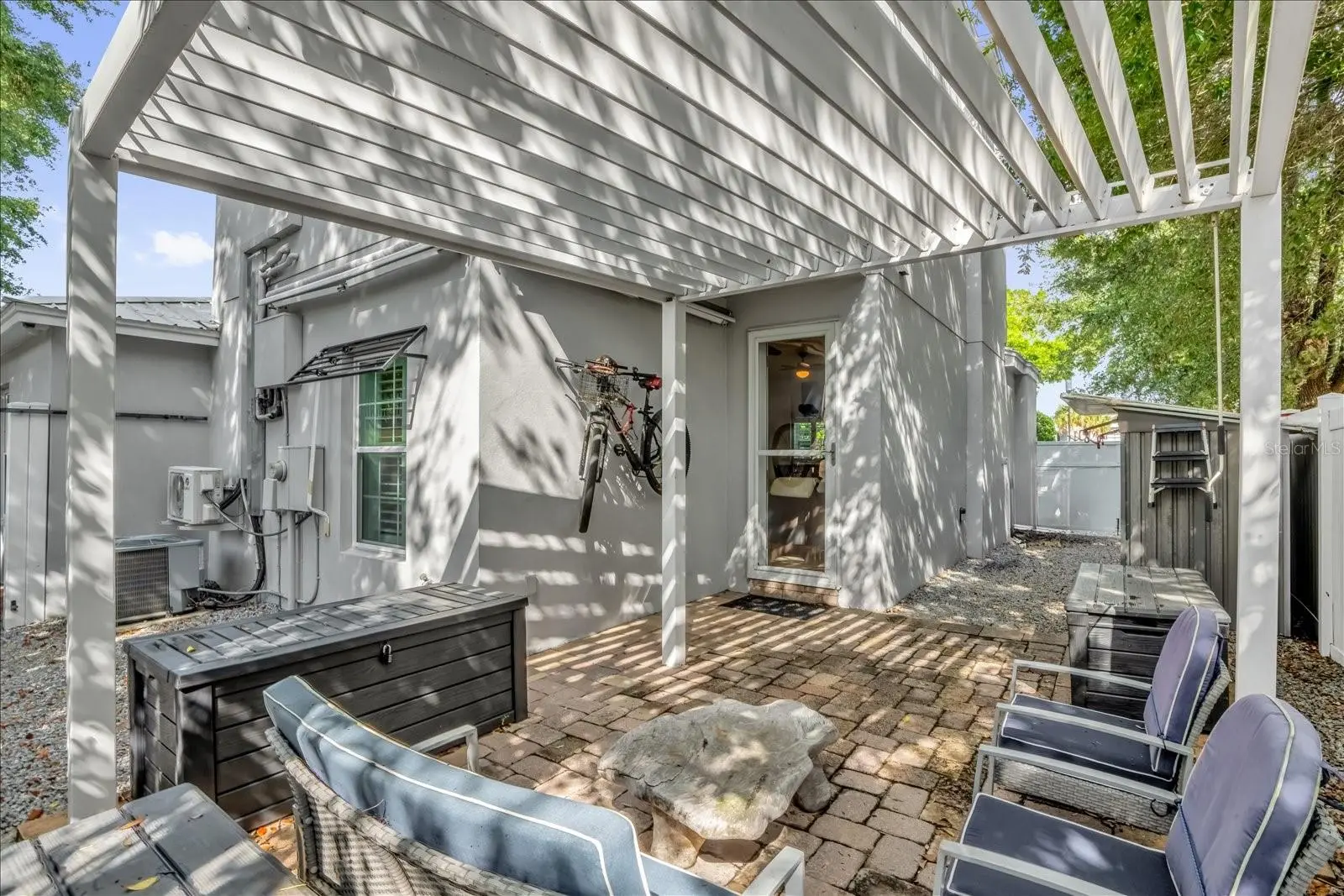726/720 Pennsylvania Avenue, FL