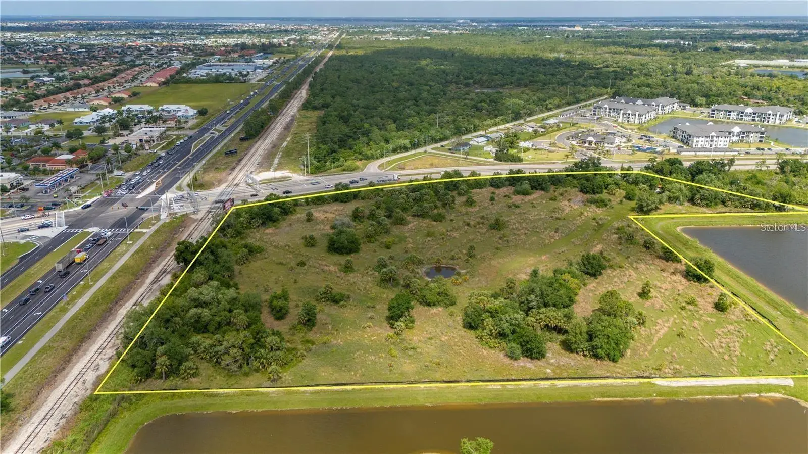 10000 Tamiami Trail, FL