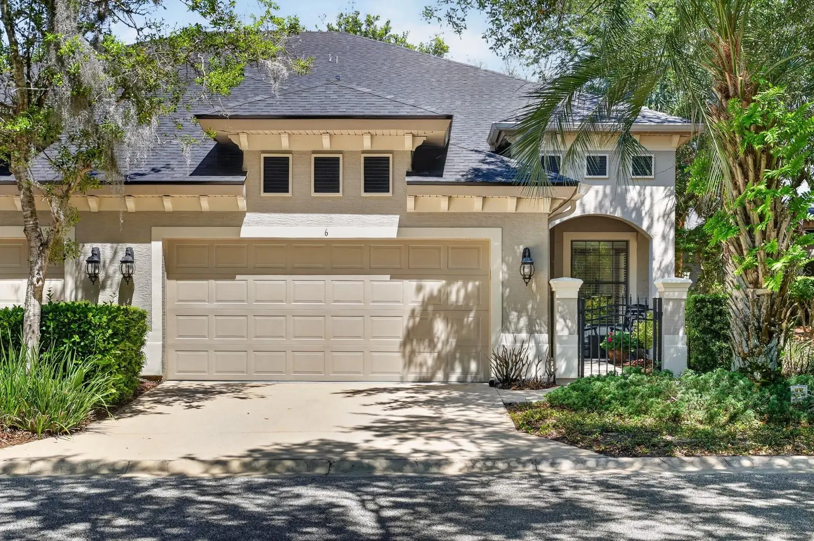 6 River Point Drive, FL