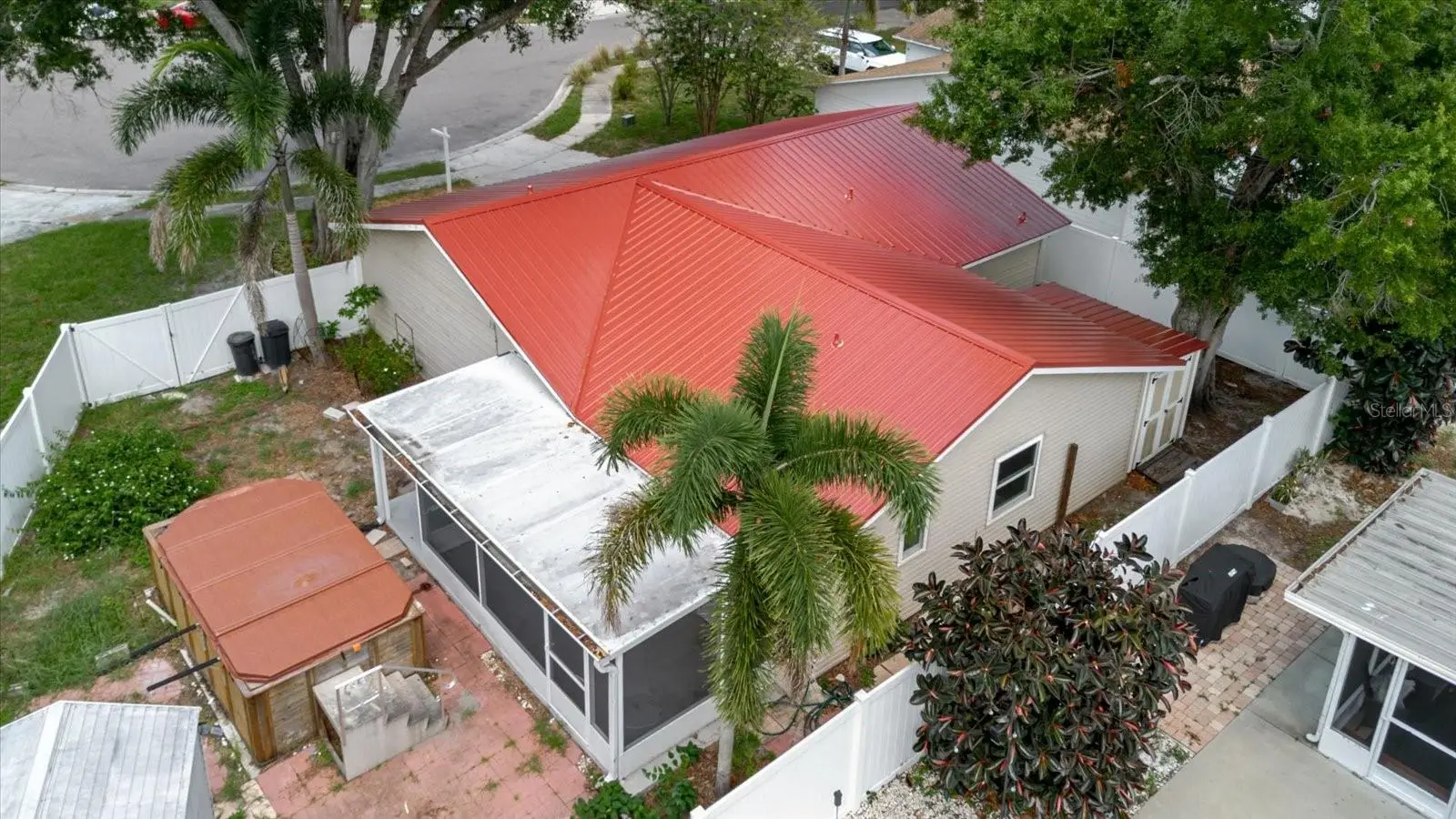 2009 Peppertree Court, FL
