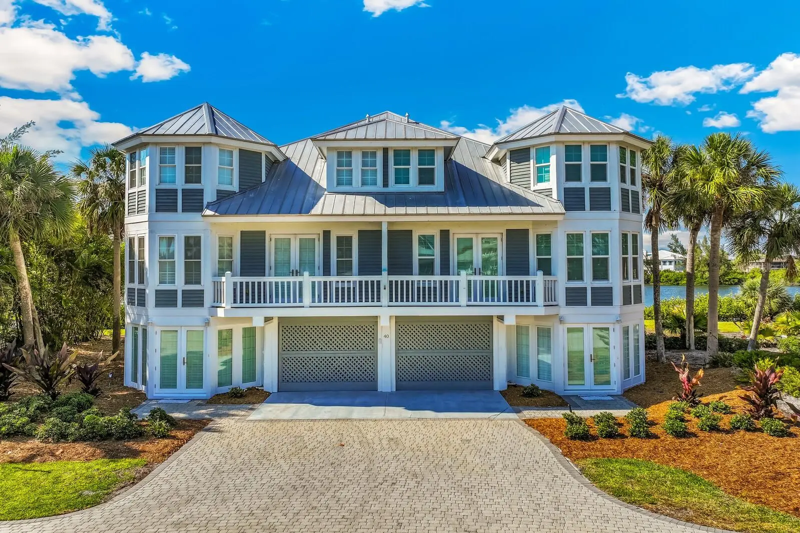 40 Seawatch Lake Drive, FL