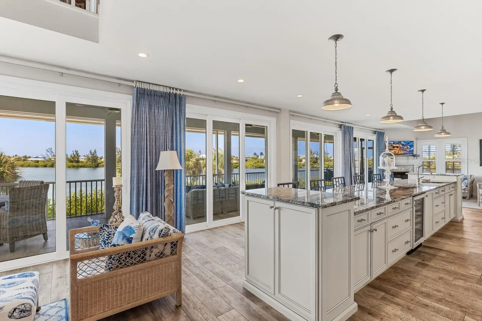 40 Seawatch Lake Drive, FL