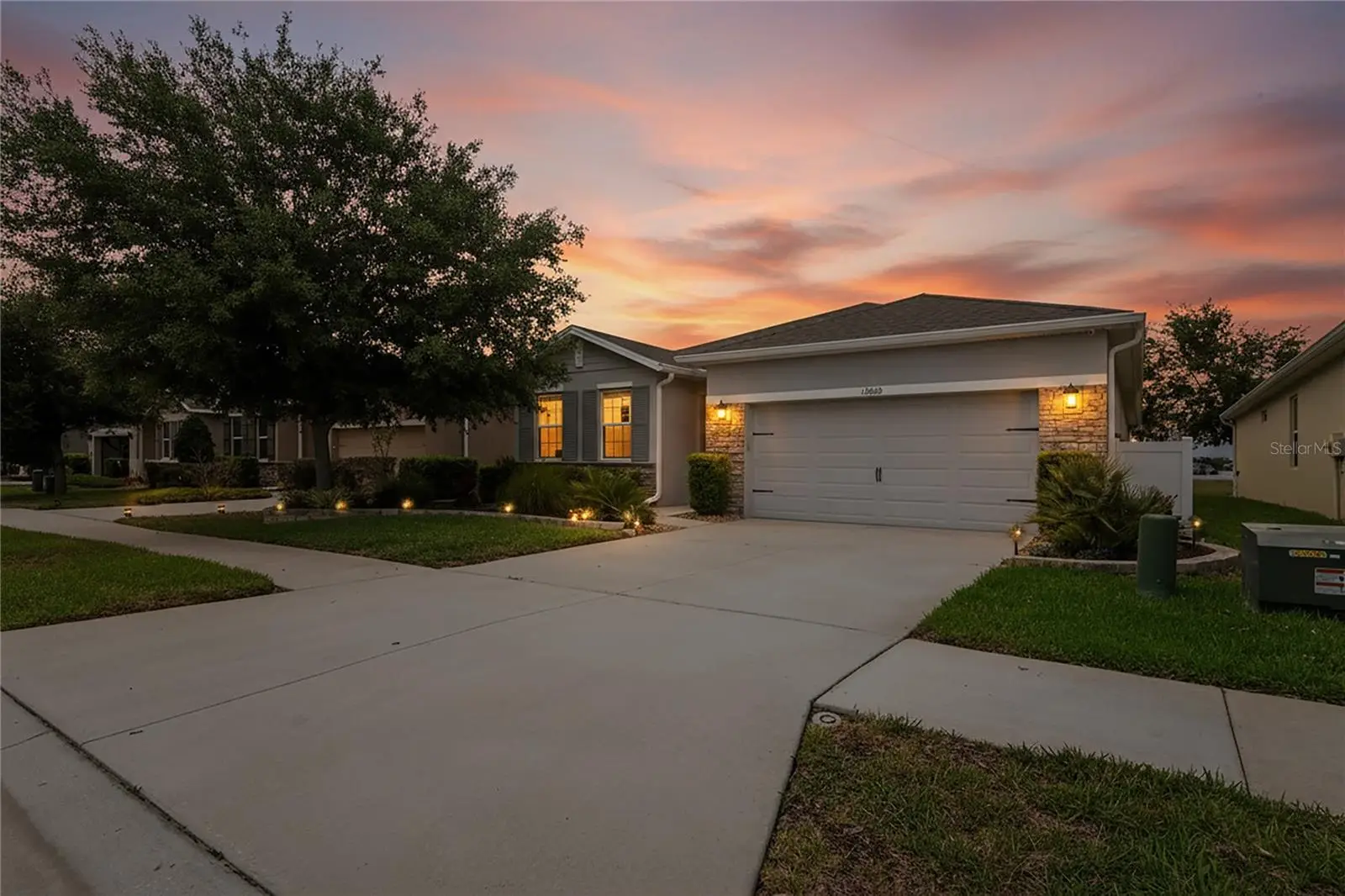 13605 Paddington Way, FL