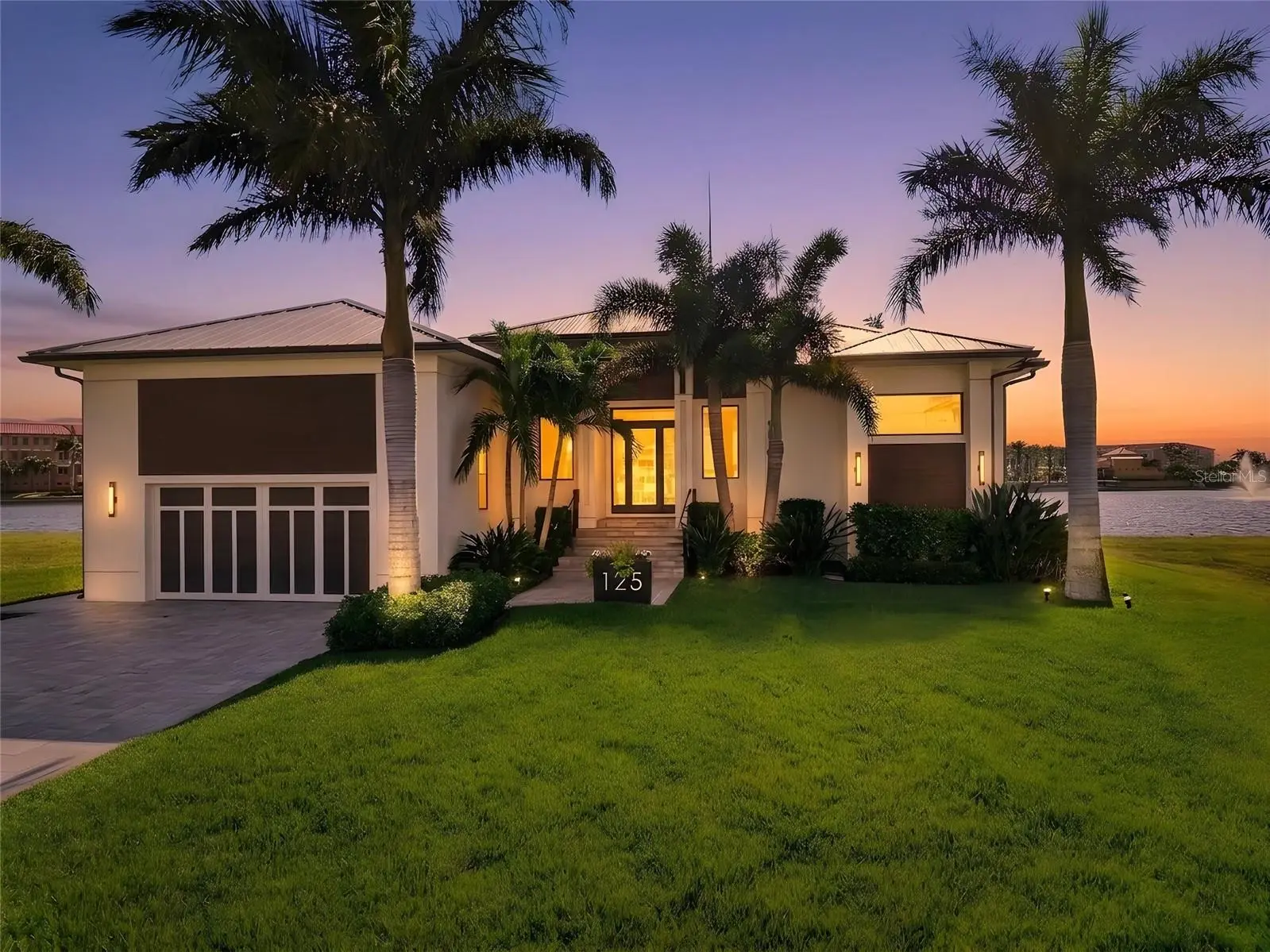 125 Colony Point Drive, FL