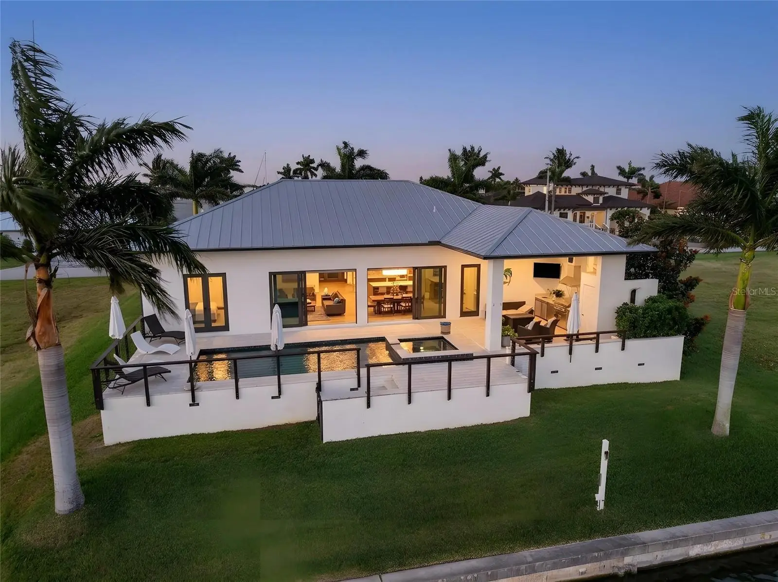 125 Colony Point Drive, FL