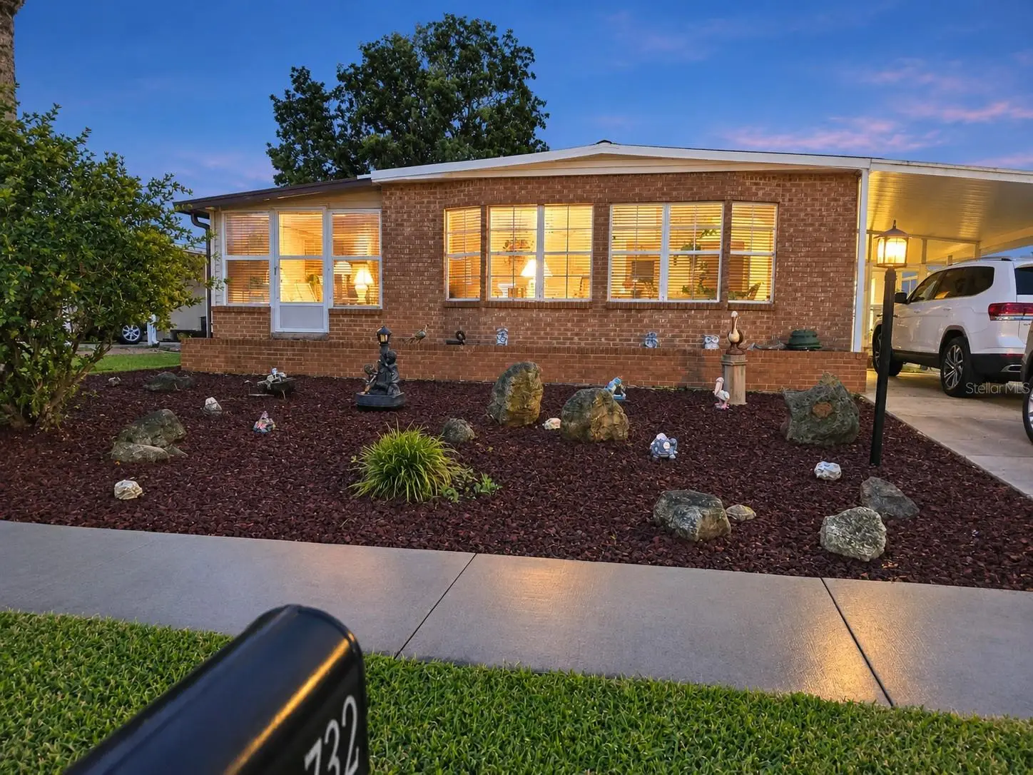 732 Dove Avenue, FL