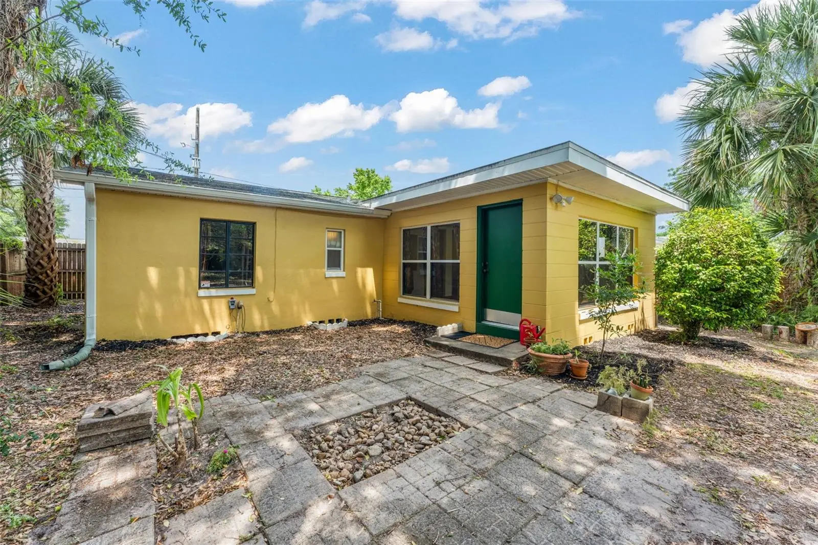 440 Cambridge Boulevard, FL