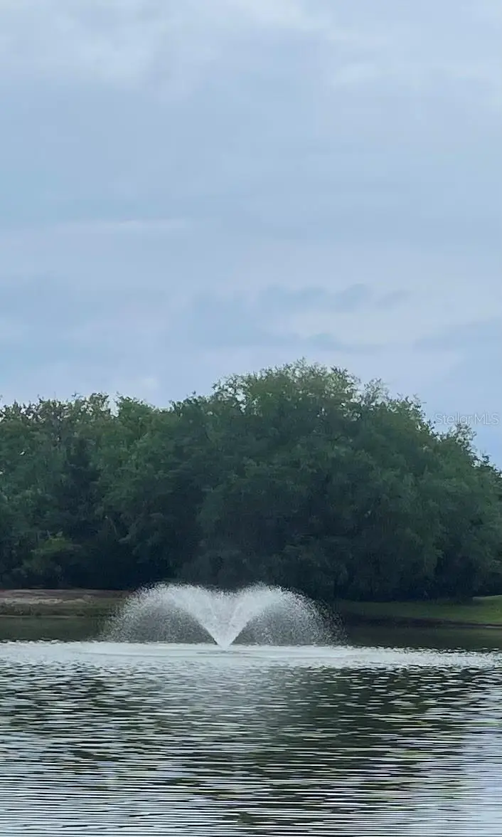 6 Lakewalk Drive, FL
