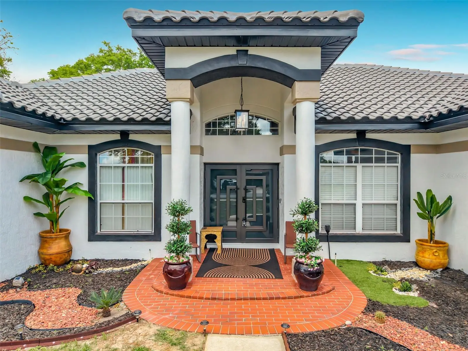 1043 Seagate Drive, FL