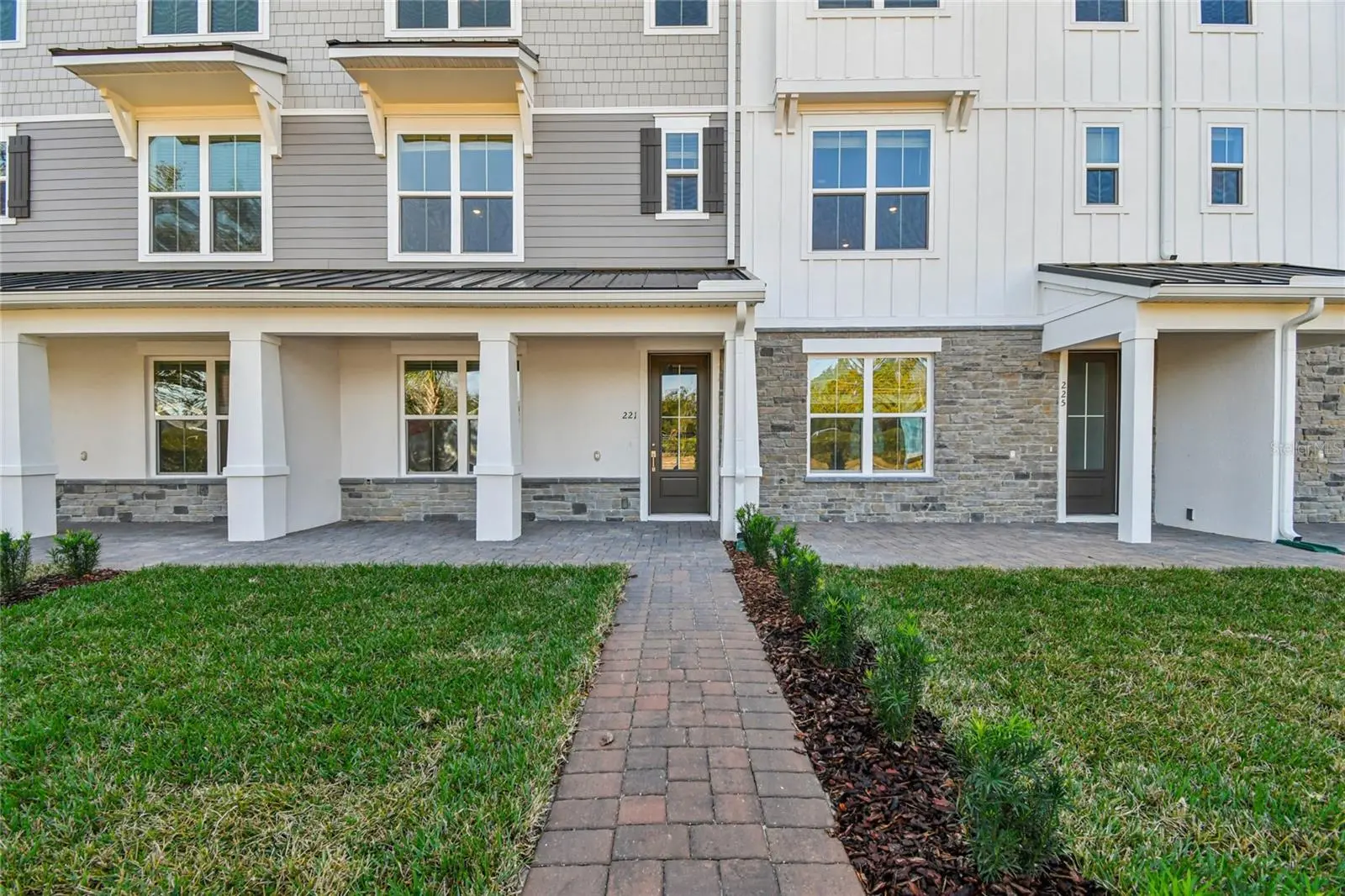 221 Pasquala, FL