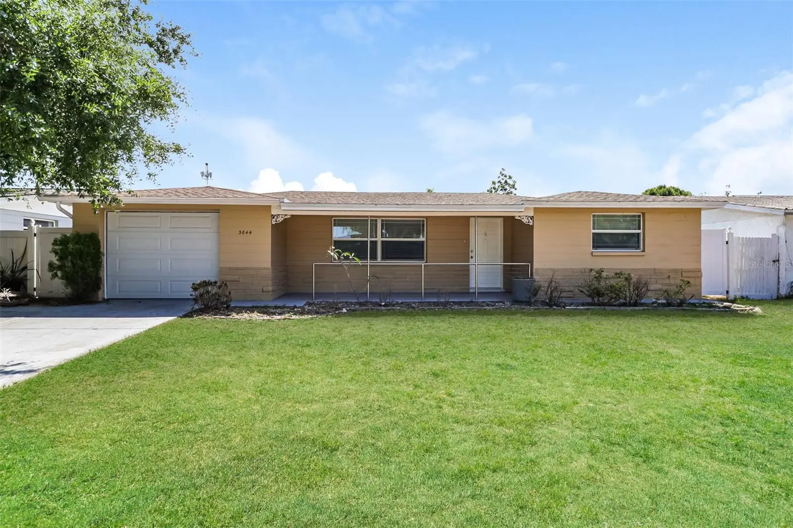 3644 Panola Drive, FL