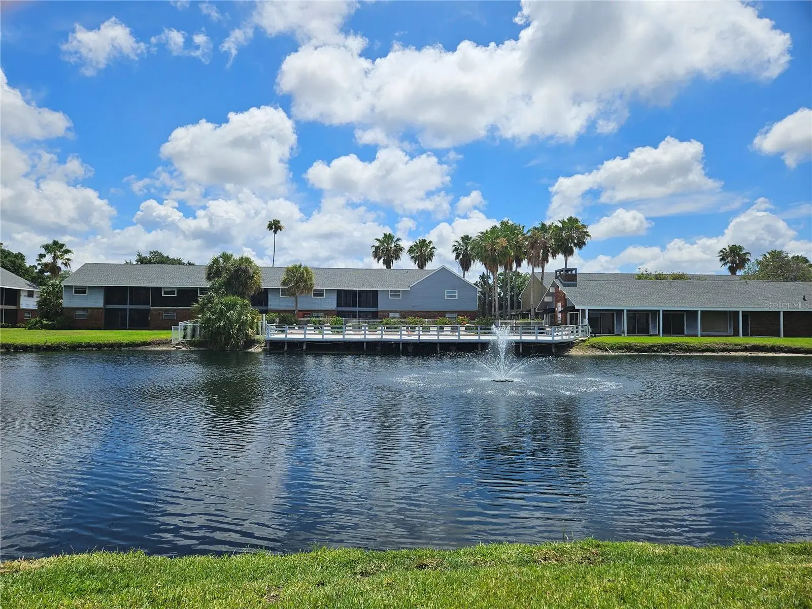200 Country Club Drive, FL