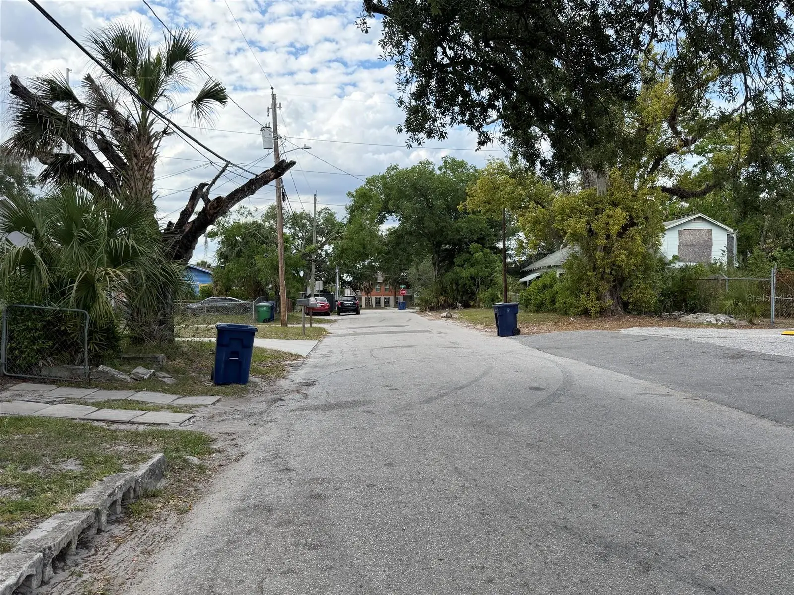 TAMPA, FL