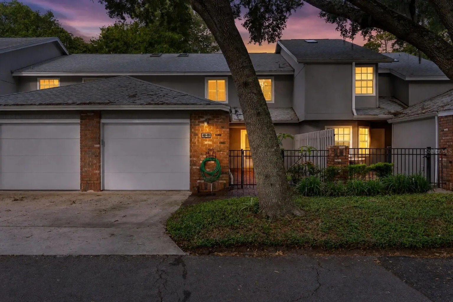 618 Maple Oak Circle, FL