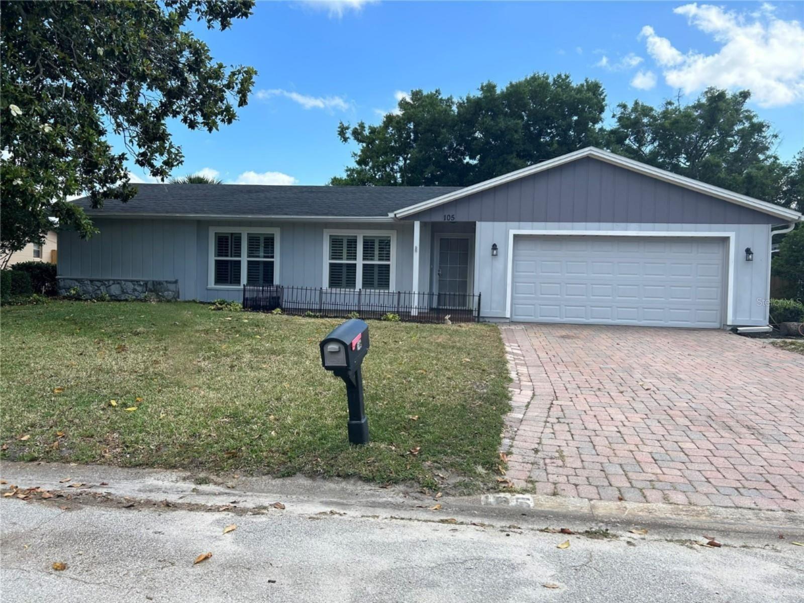105 Cottesmore Circle, FL