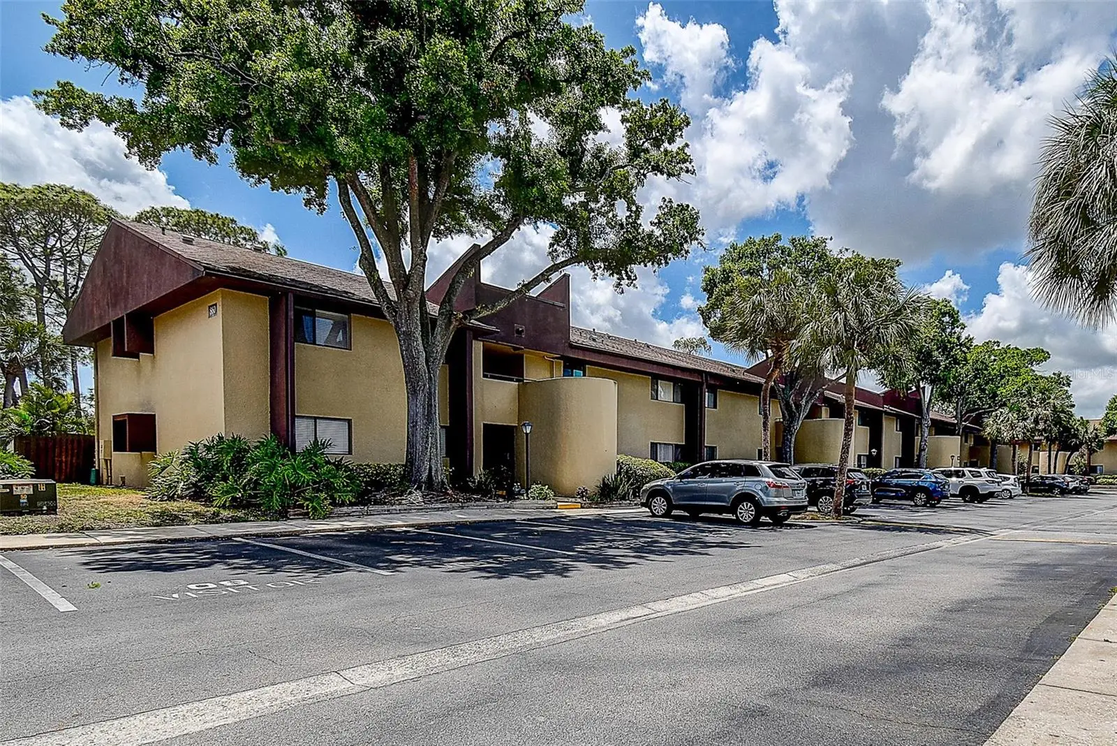 860 Village Drive, FL
