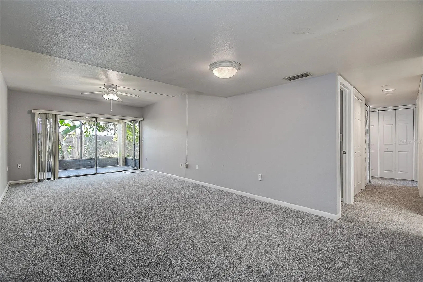 860 Village Drive, FL