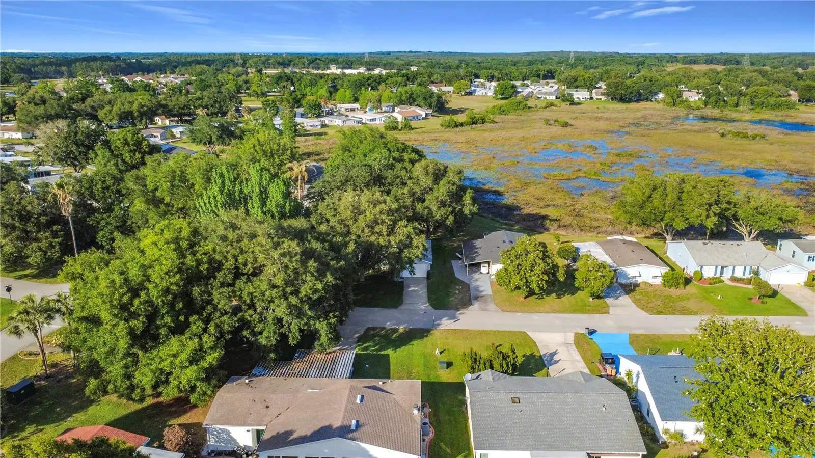 25014 Pine Hill, FL