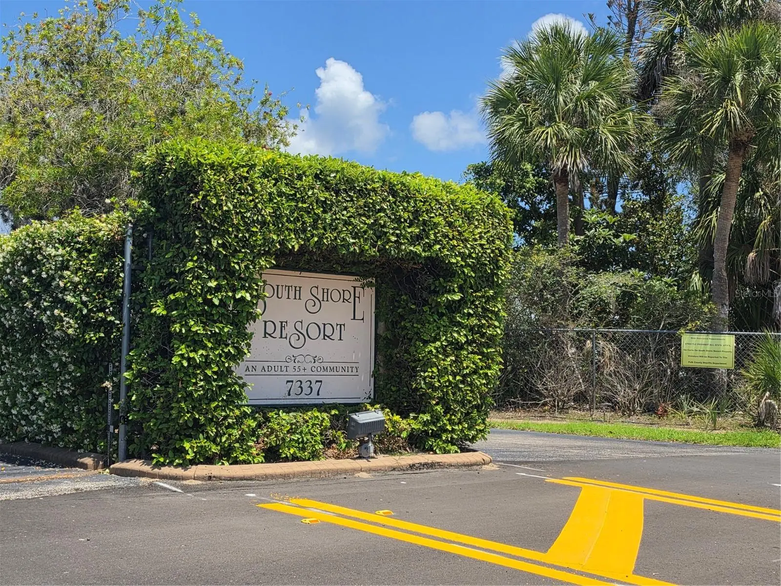7371 International Circle, FL