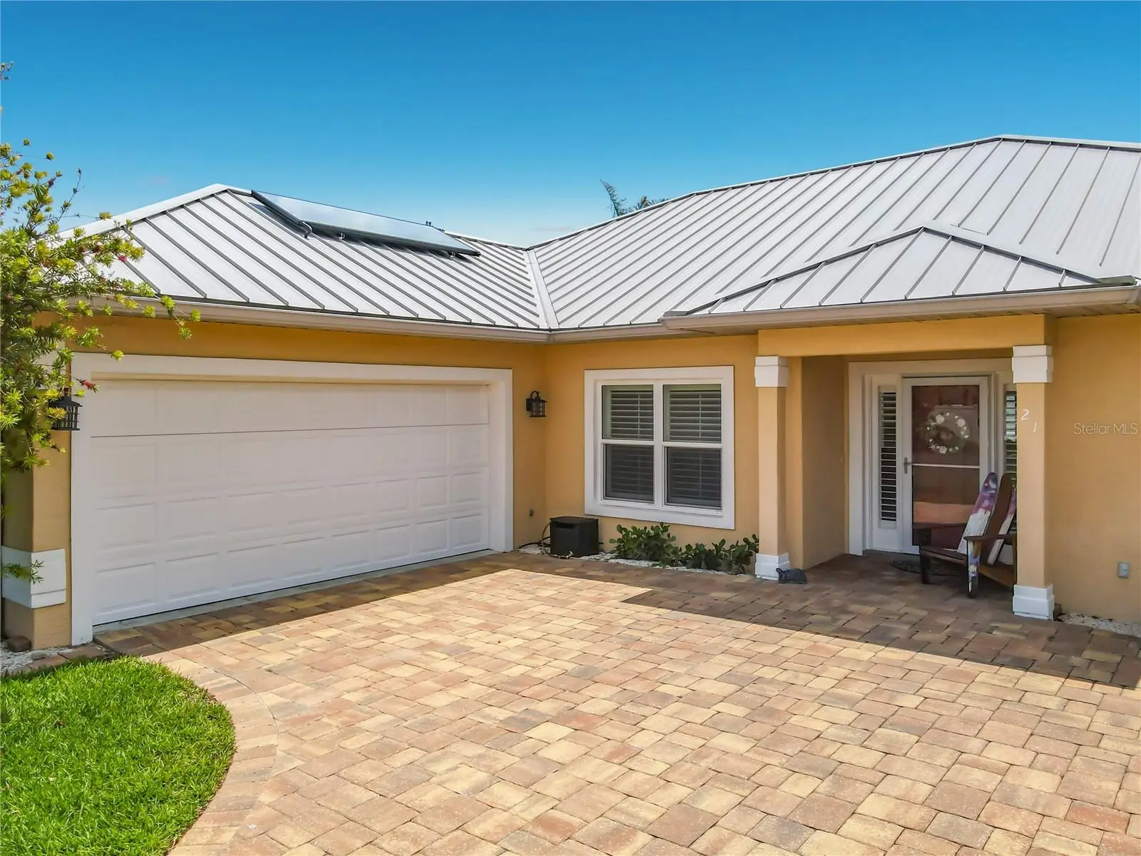 21 Richmond Dr, FL