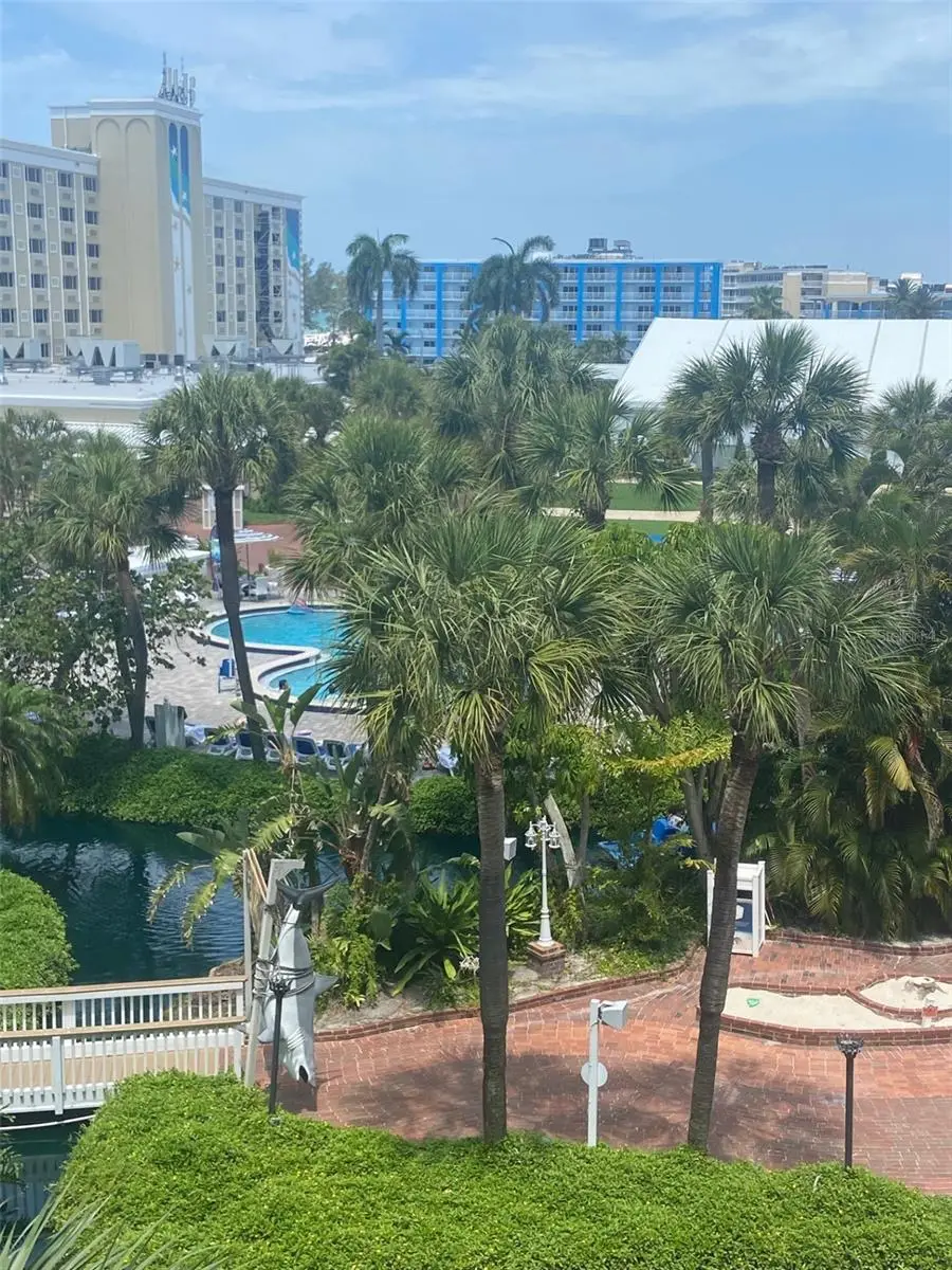 5500 Gulf Boulevard, FL