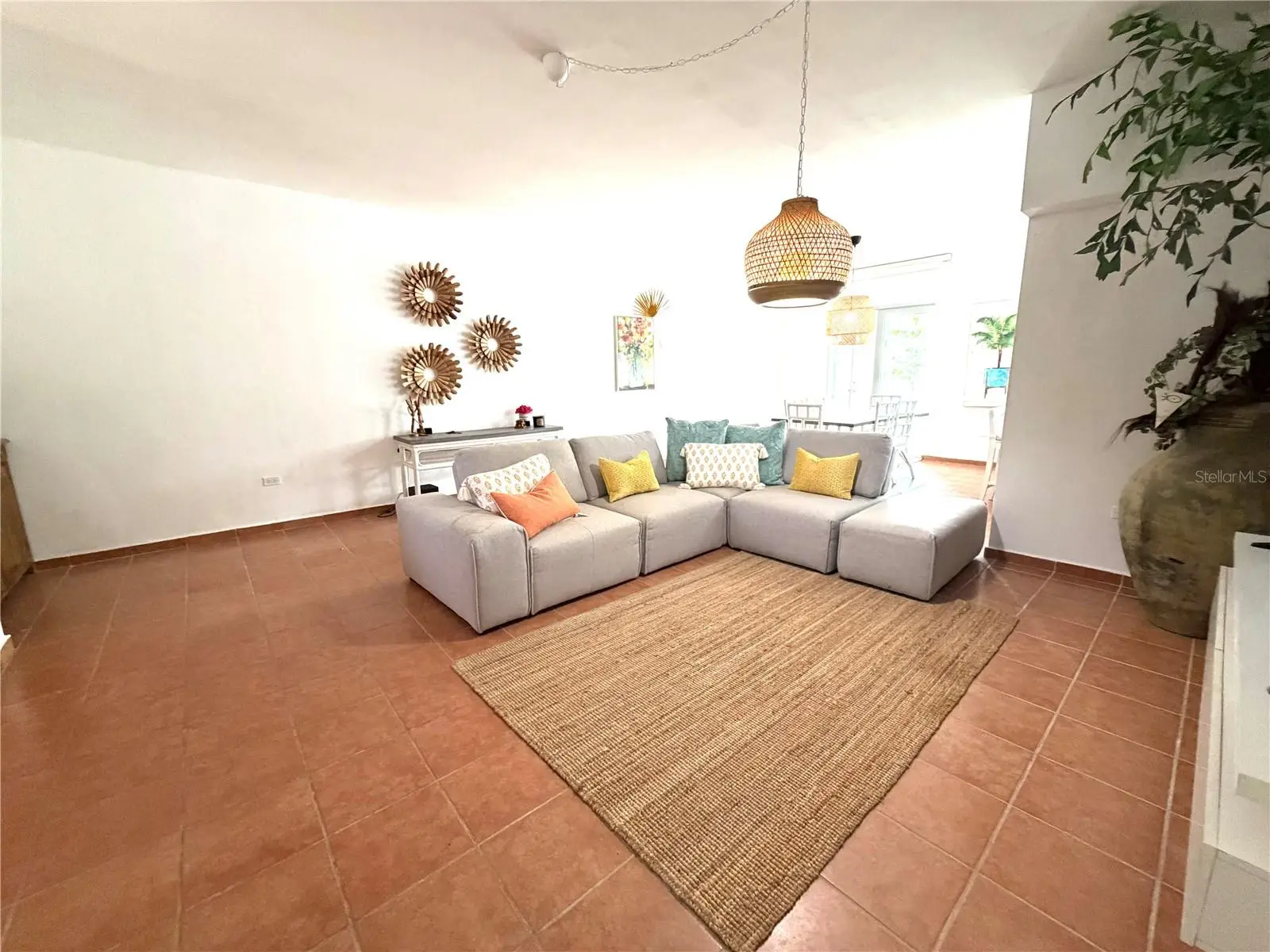 693 North Coast Village, PR