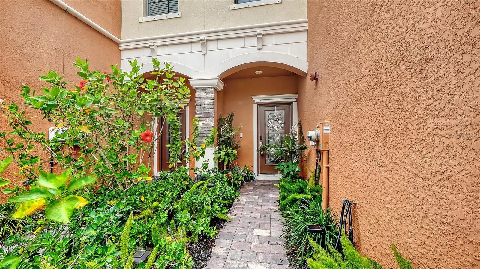 20310 Lagente Circle, FL