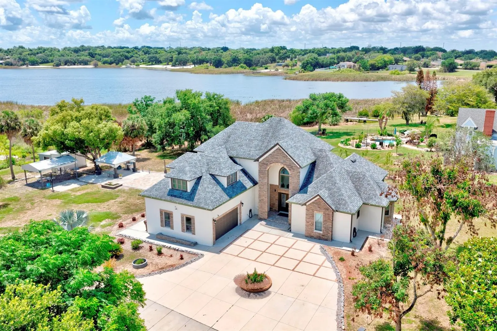 91 Woodland Drive, FL