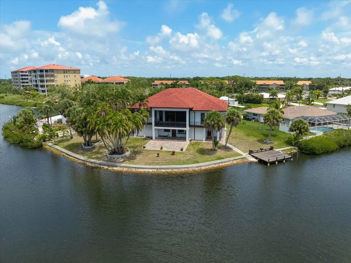 135 Tina Island Drive, FL