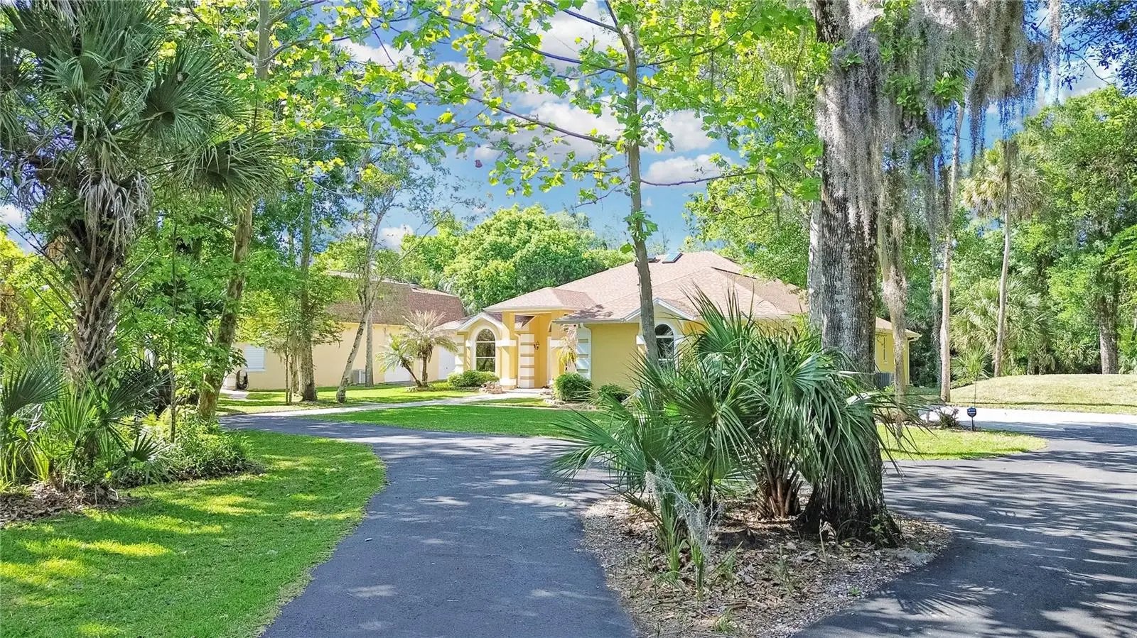 1711 Hideaway Forest Trail, FL