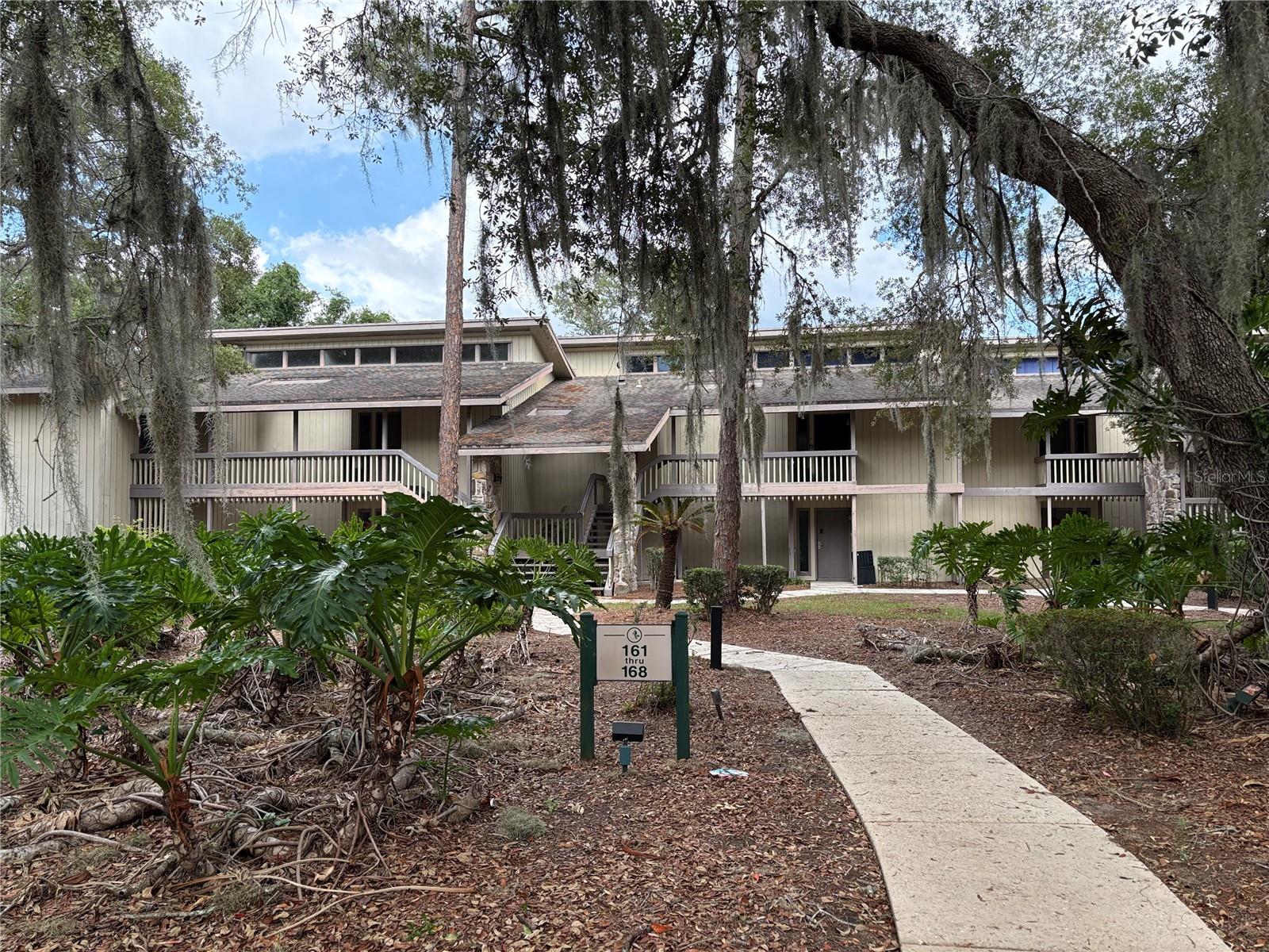 167 Palm View Court, FL