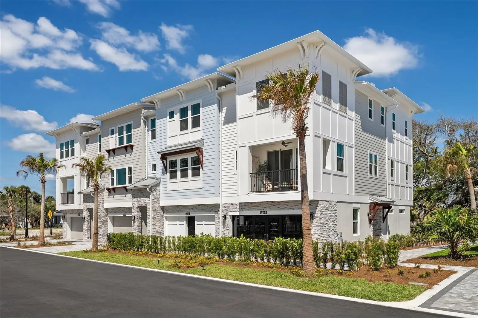 2111 Tidewatch Loop, FL