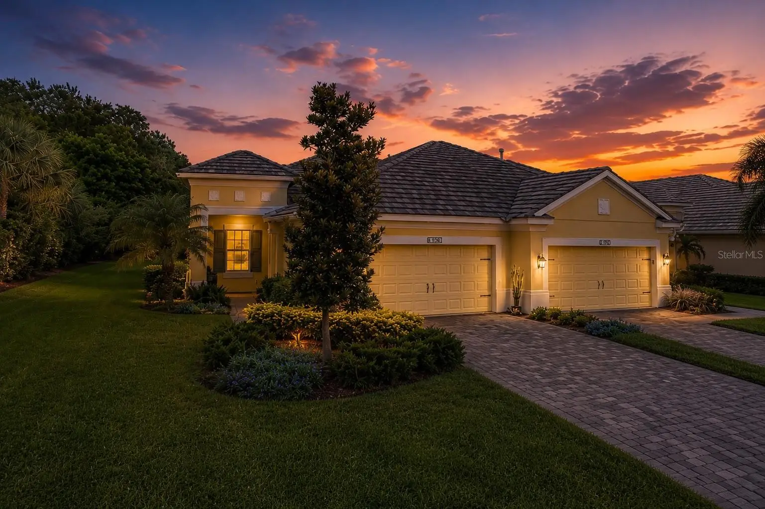 1936 Orange Lake Cove, FL