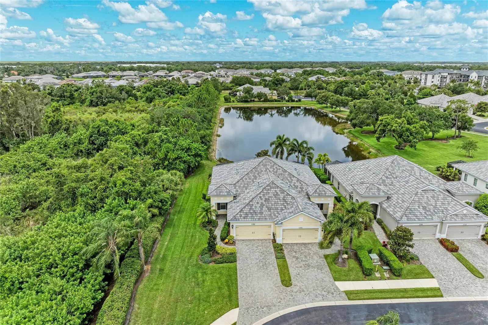 1936 Orange Lake Cove, FL
