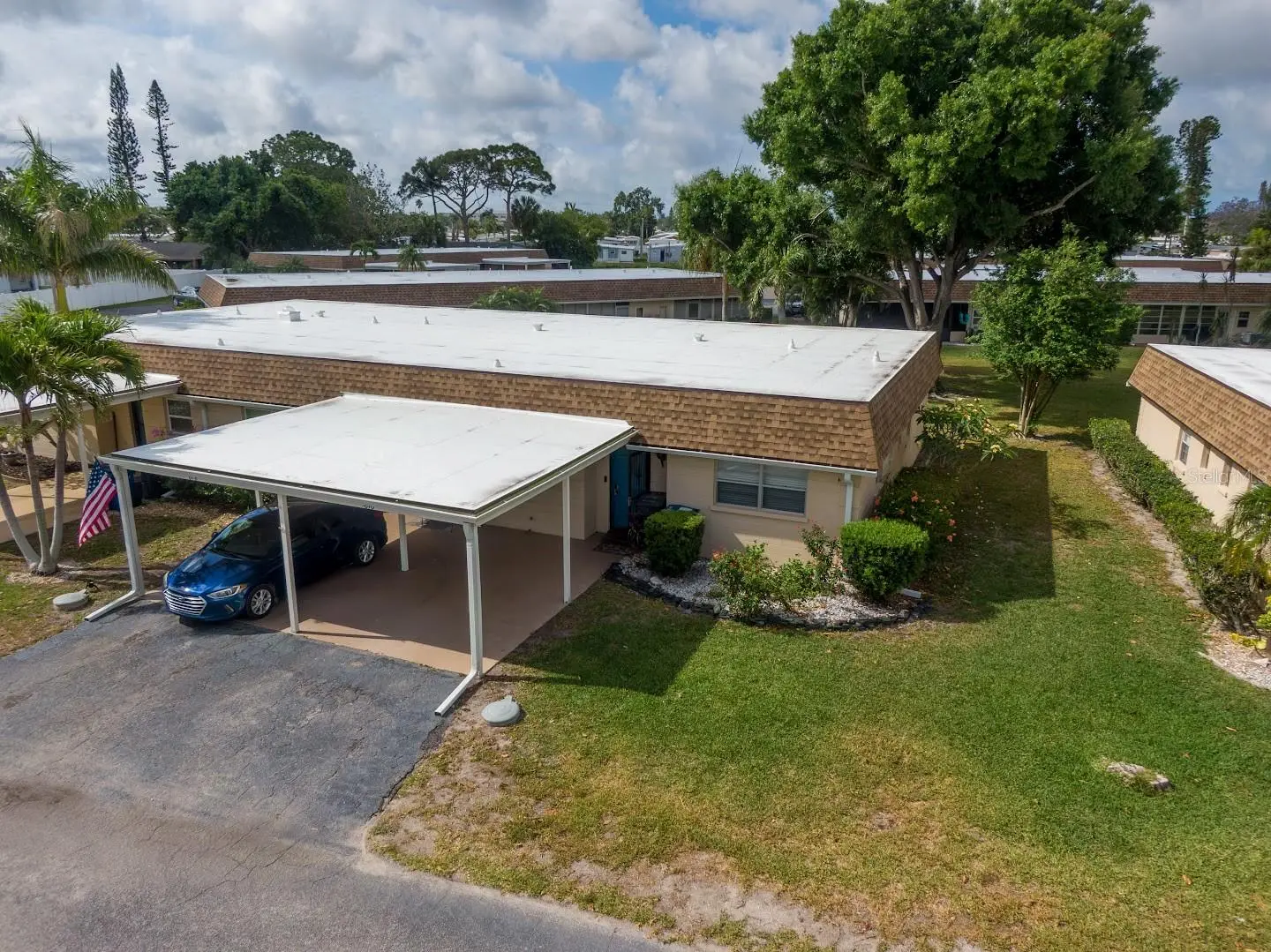 676 Park Circle, FL