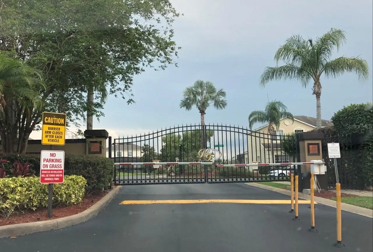 638 Kensington Drive, FL