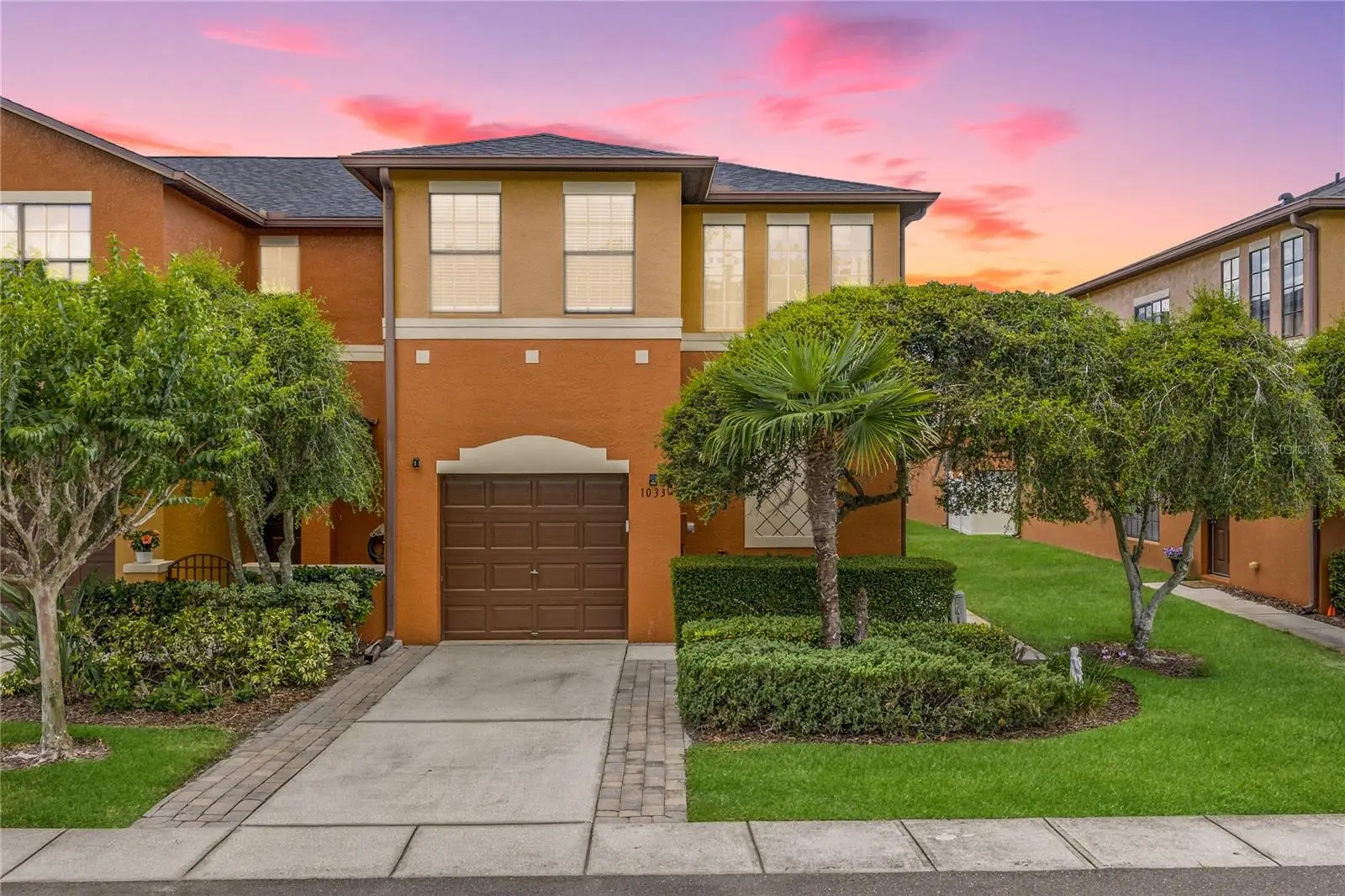 1033 Blackwater Drive, FL