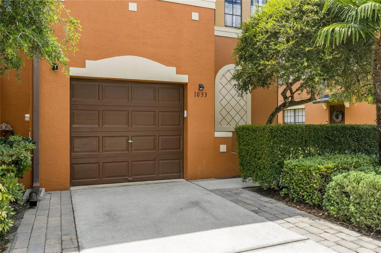 1033 Blackwater Drive, FL