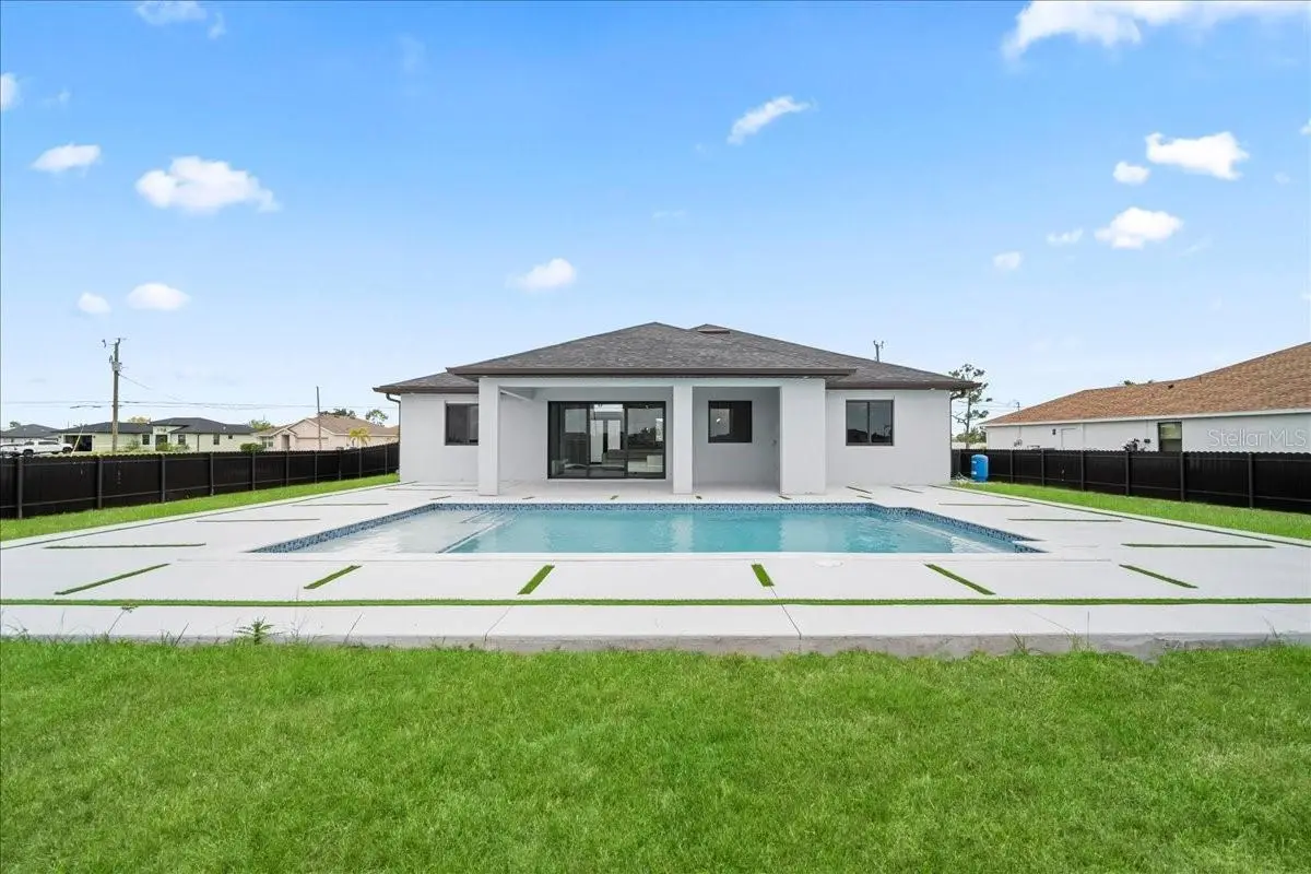 1925 Nw 15th Ter