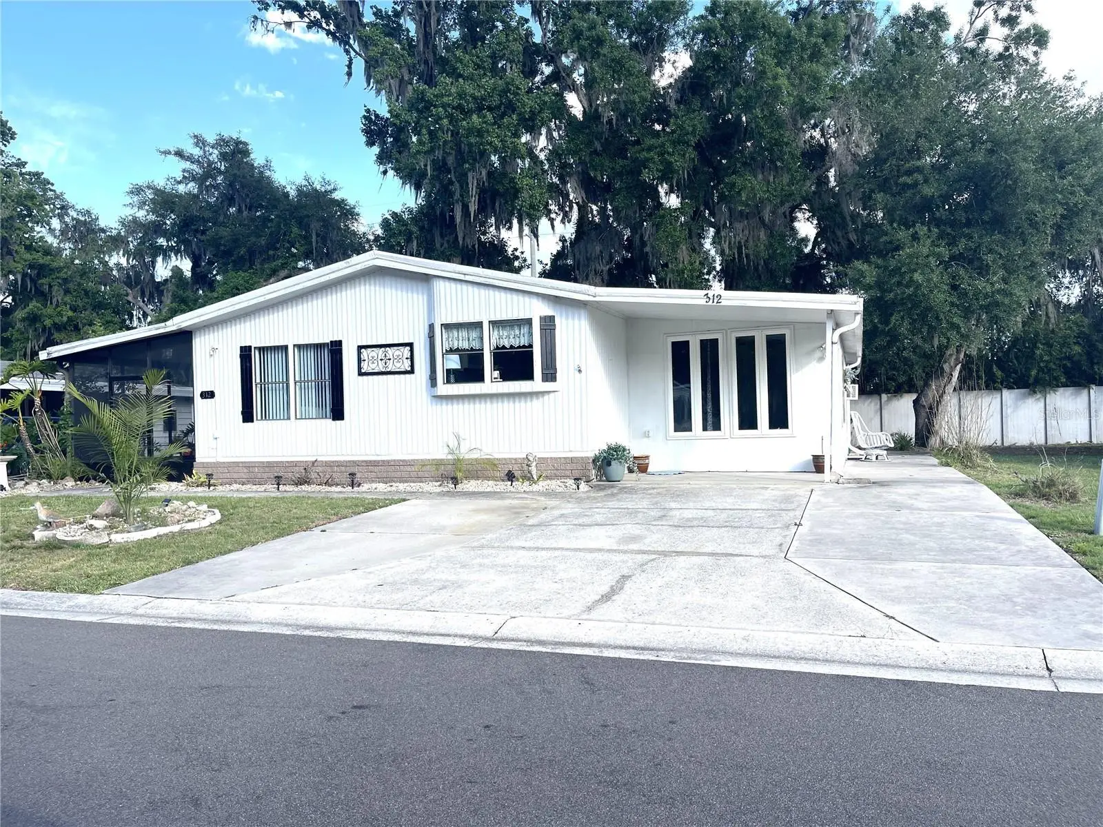 312 Timber Trl, FL