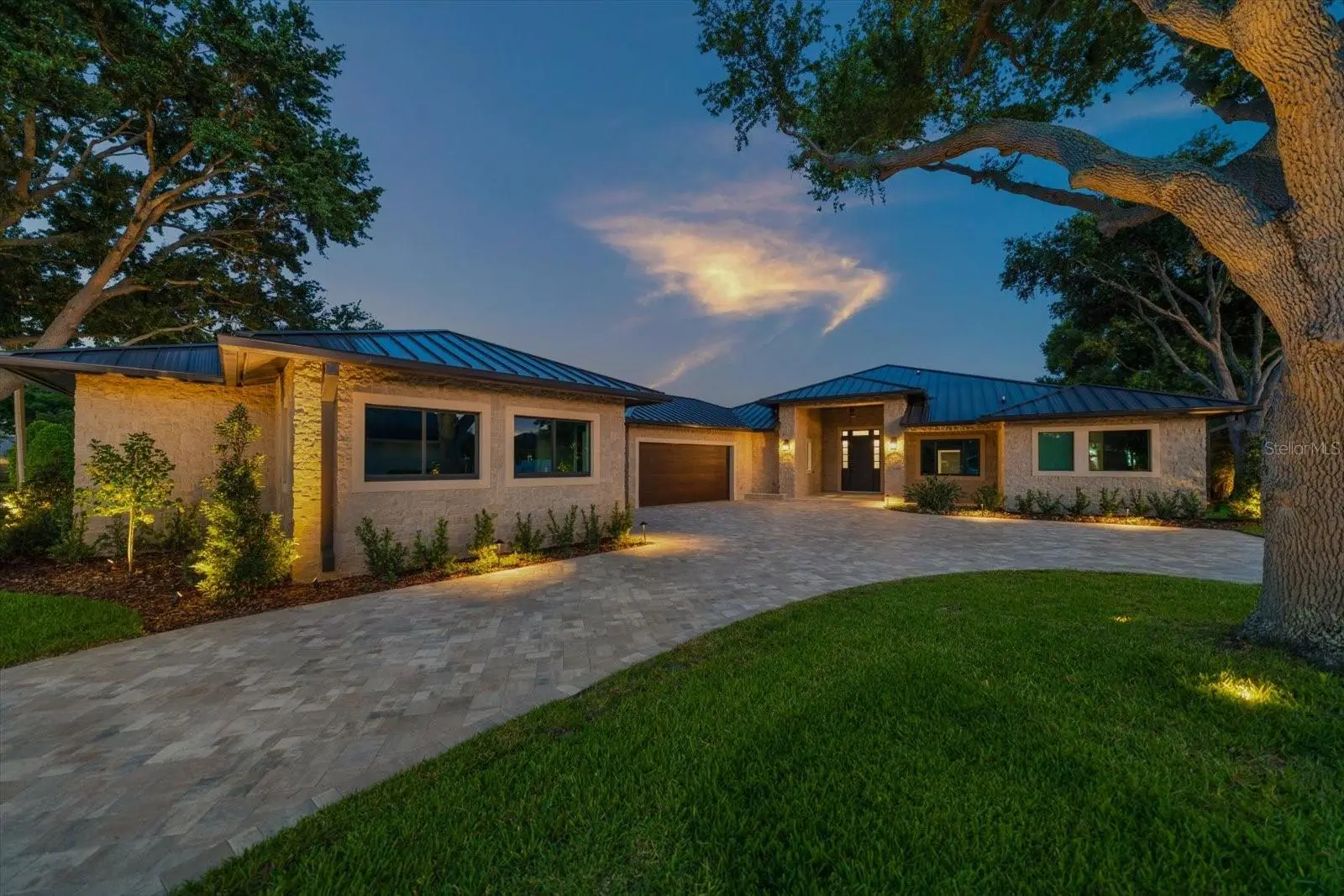 19 Hibiscus Road, FL