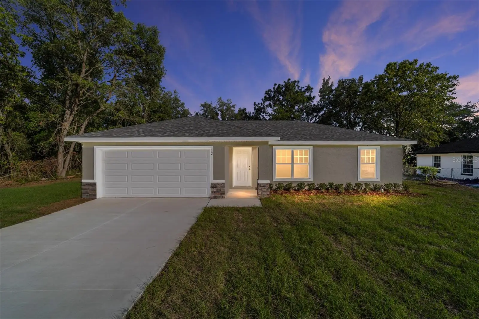 32 Olive Circle Loop, FL