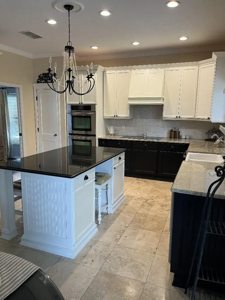 5879 Lake Melrose Drive, FL