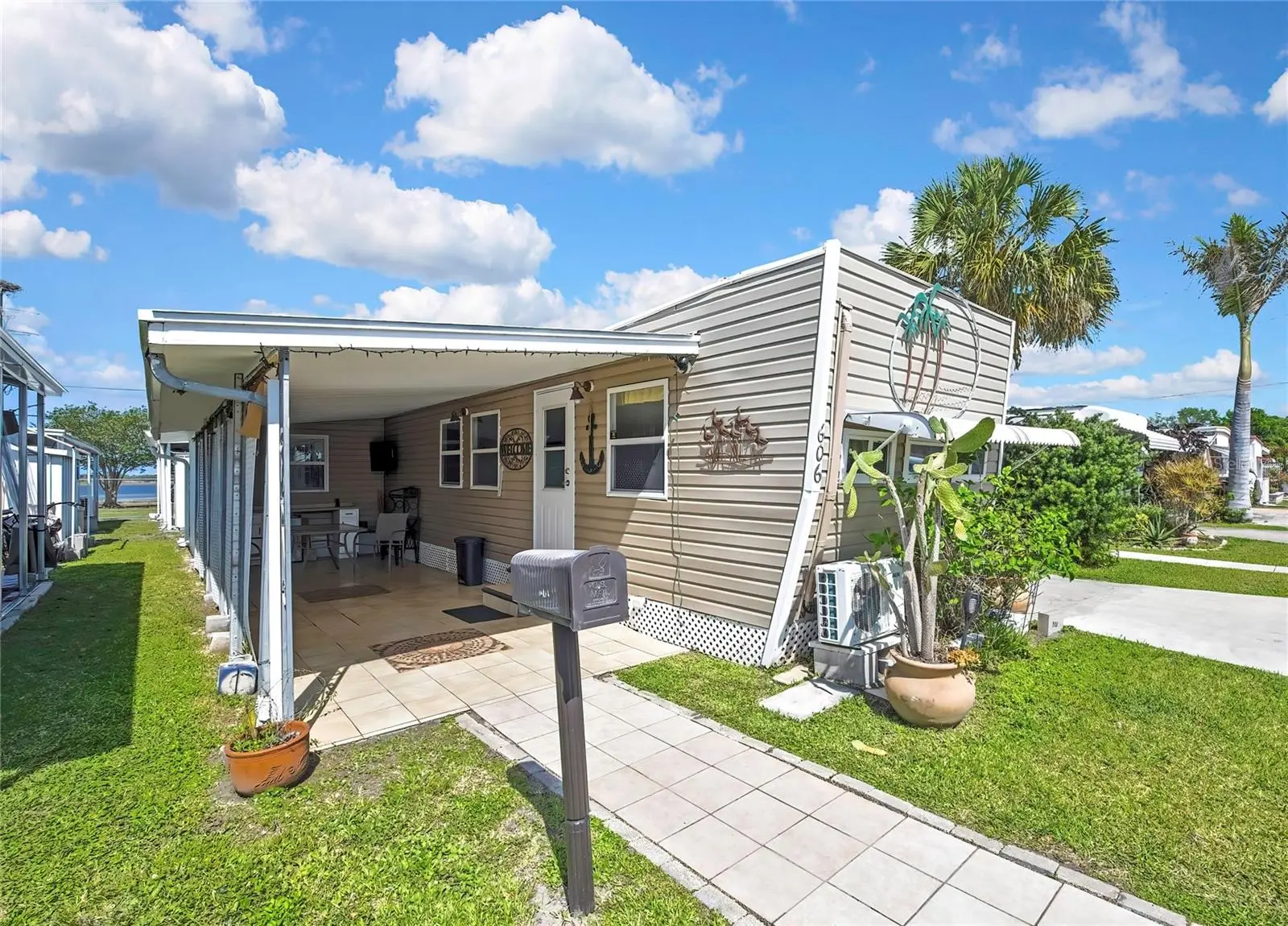 800 32nd Avenue, FL