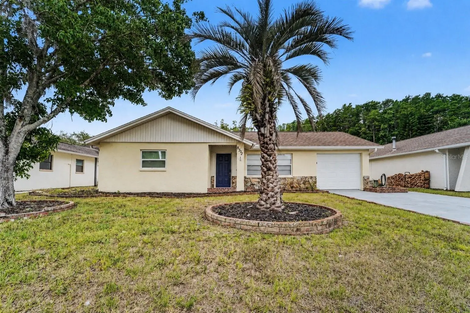 8332 Fishhawk Avenue, FL