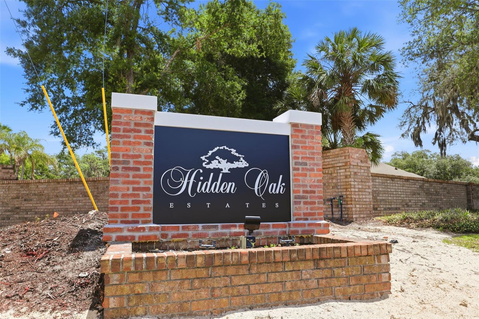 975 Cross Cut Way, FL