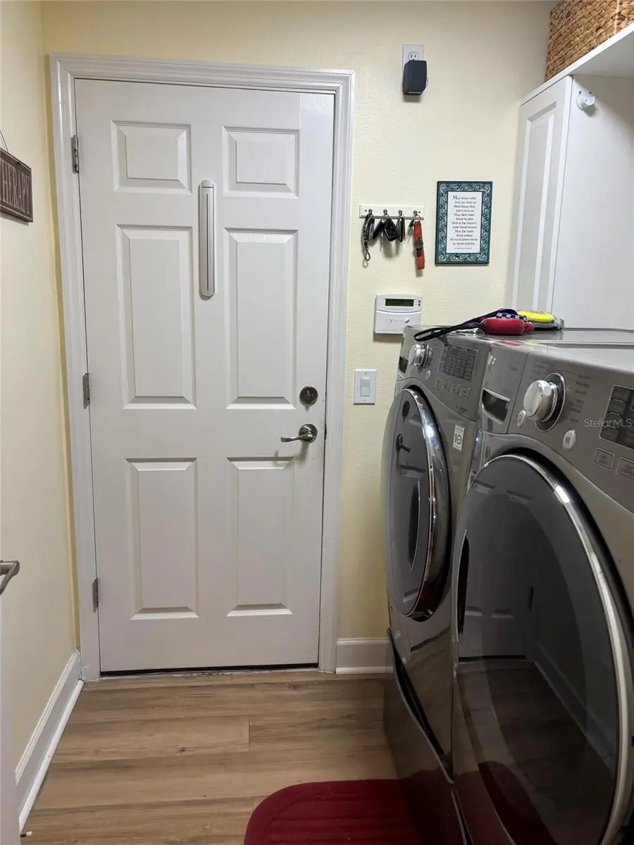 2127 Bristol Grande Way, FL
