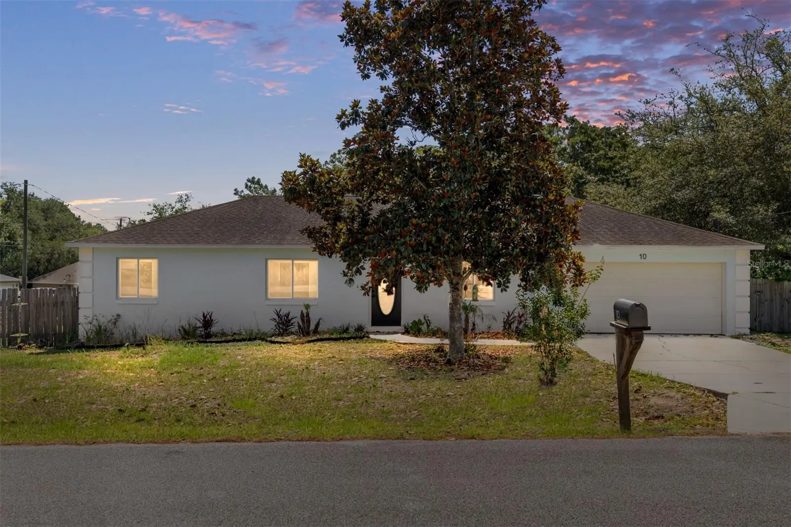10 Pecan Radial Trace, FL